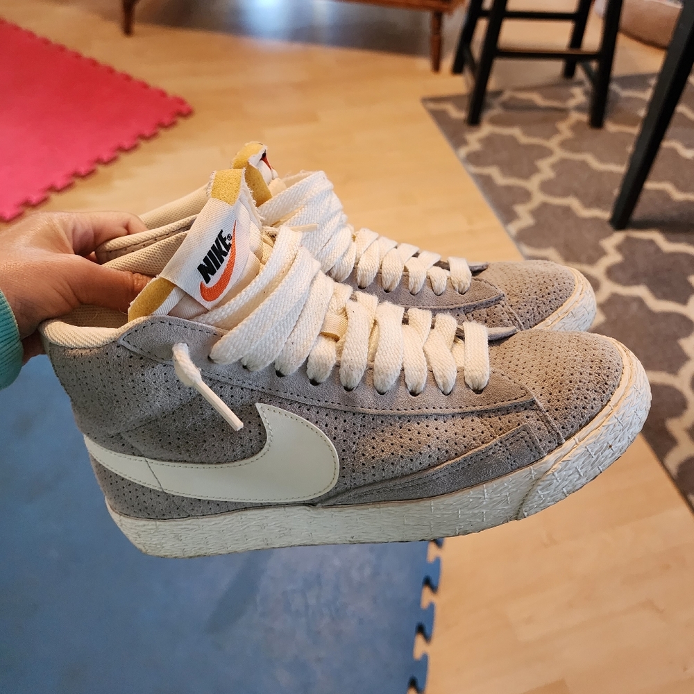 Nike shoes